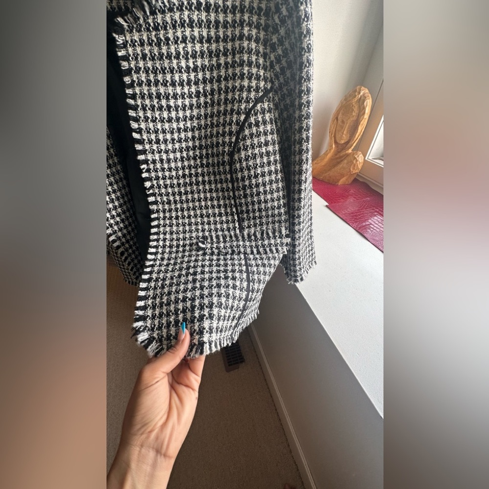 Houndstooth Tweed Jacket - Picture 4 of 9